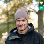 Man bär SafeHat Taupe